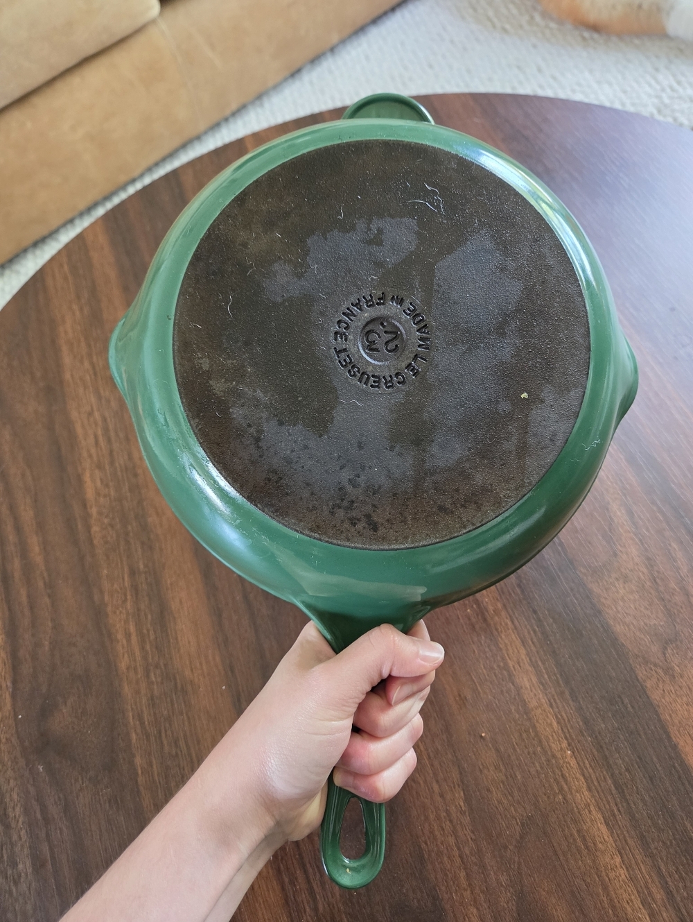 Vintage Le Creuset #23 Emerald Green Enameled Cast Iron Skillet 9" Double Spout - Picture 6 of 7